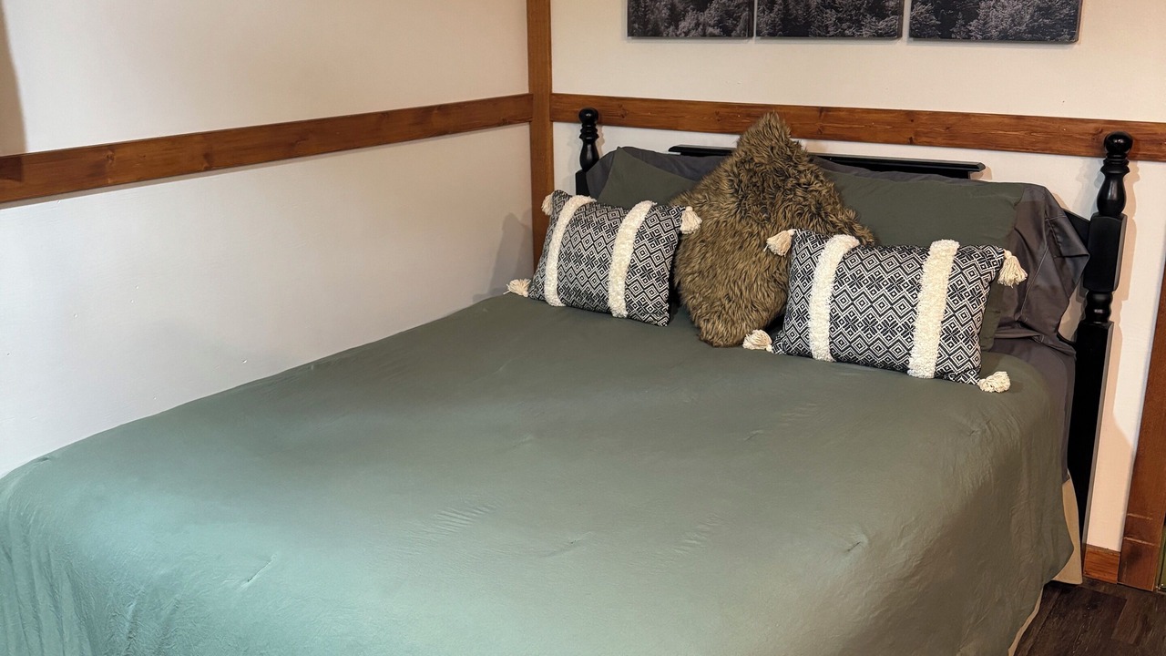 Photo of Bedroom in Broken Bow
