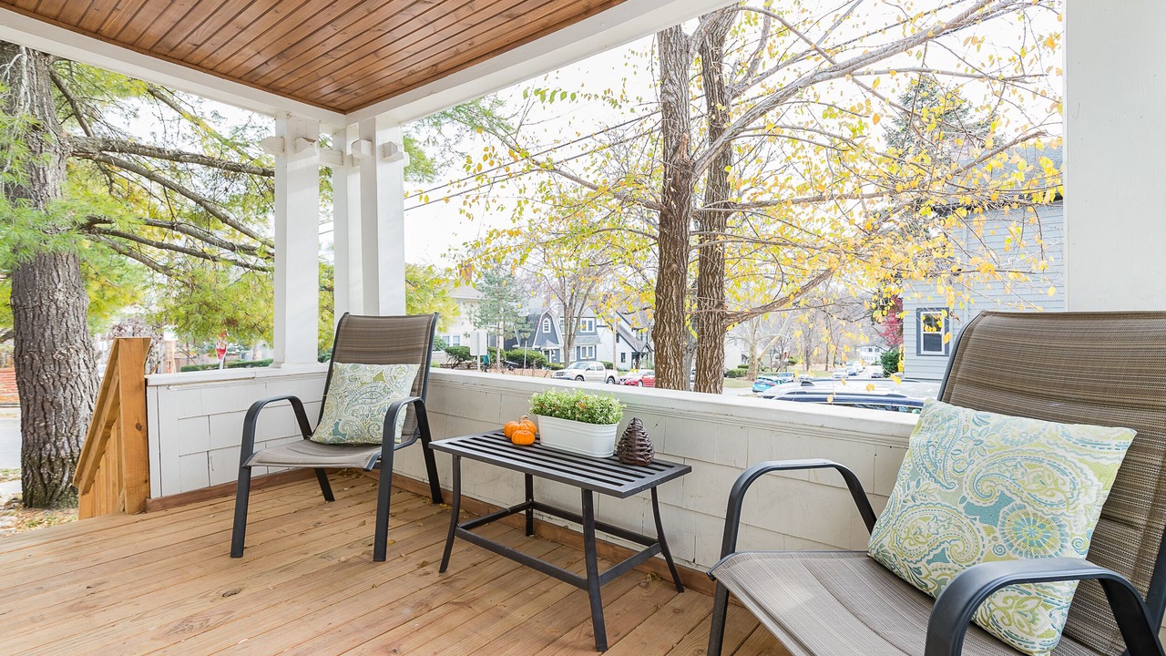 Photo of Patio Balcony in West Plaza