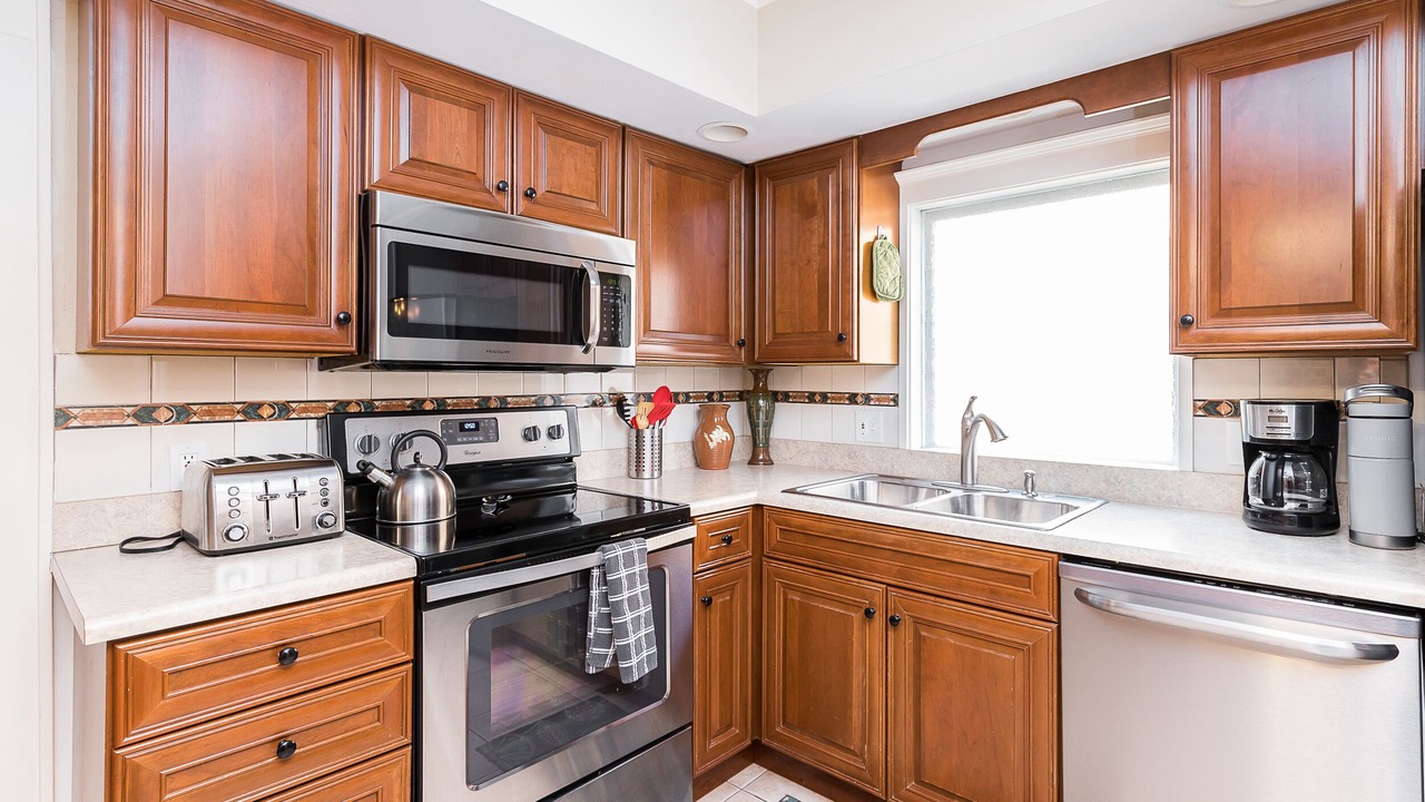 Photo of Kitchen in West Plaza