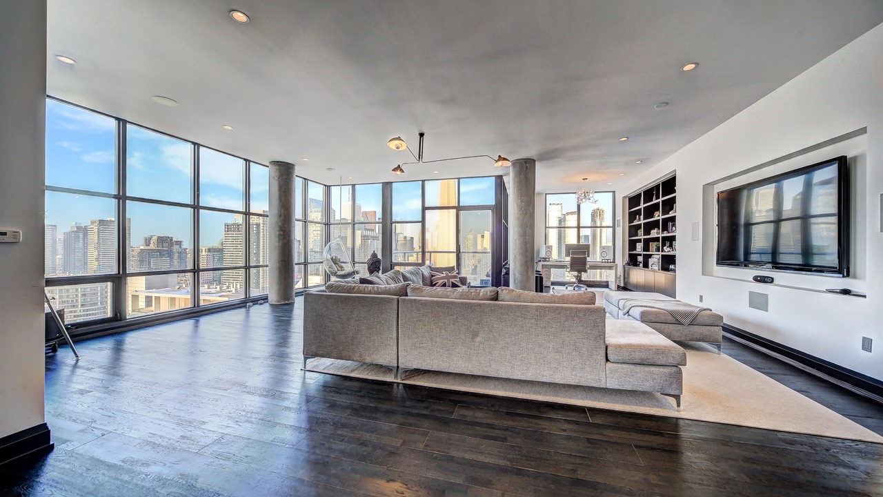 Photo of Livingroom in Wellington Place