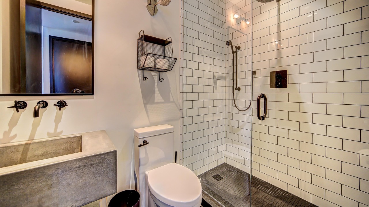 Photo of Bathroom in Wellington Place