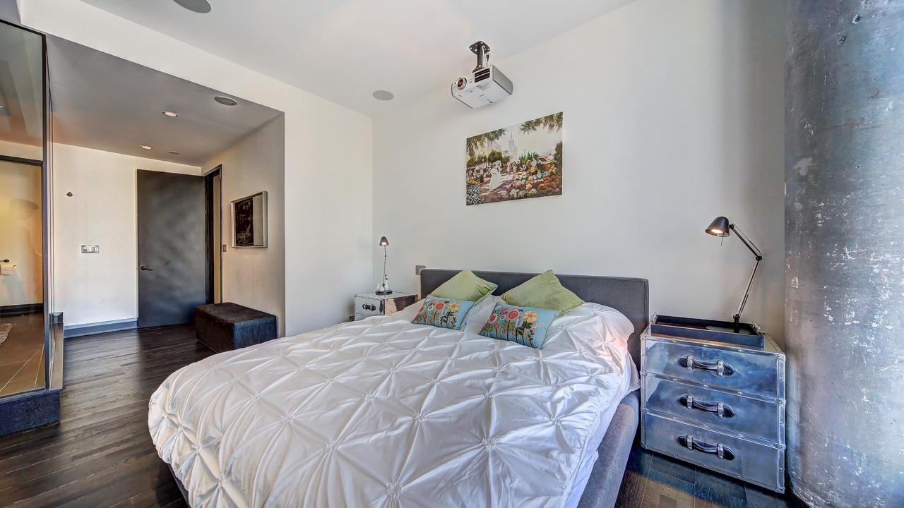 Photo of Bedroom in Wellington Place