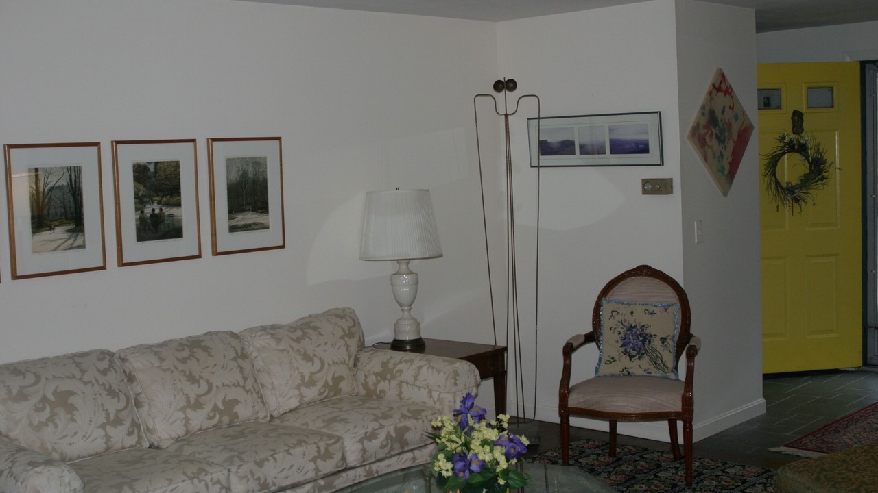 Photo of Livingroom in Chatham