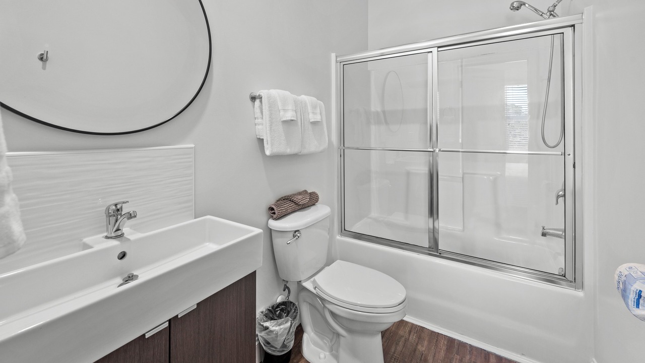 Photo of Bathroom in Ocean Drive