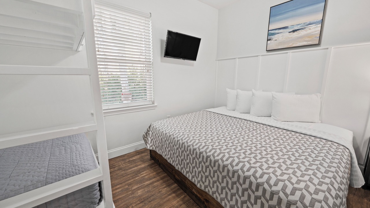 Photo of Bedroom in Ocean Drive