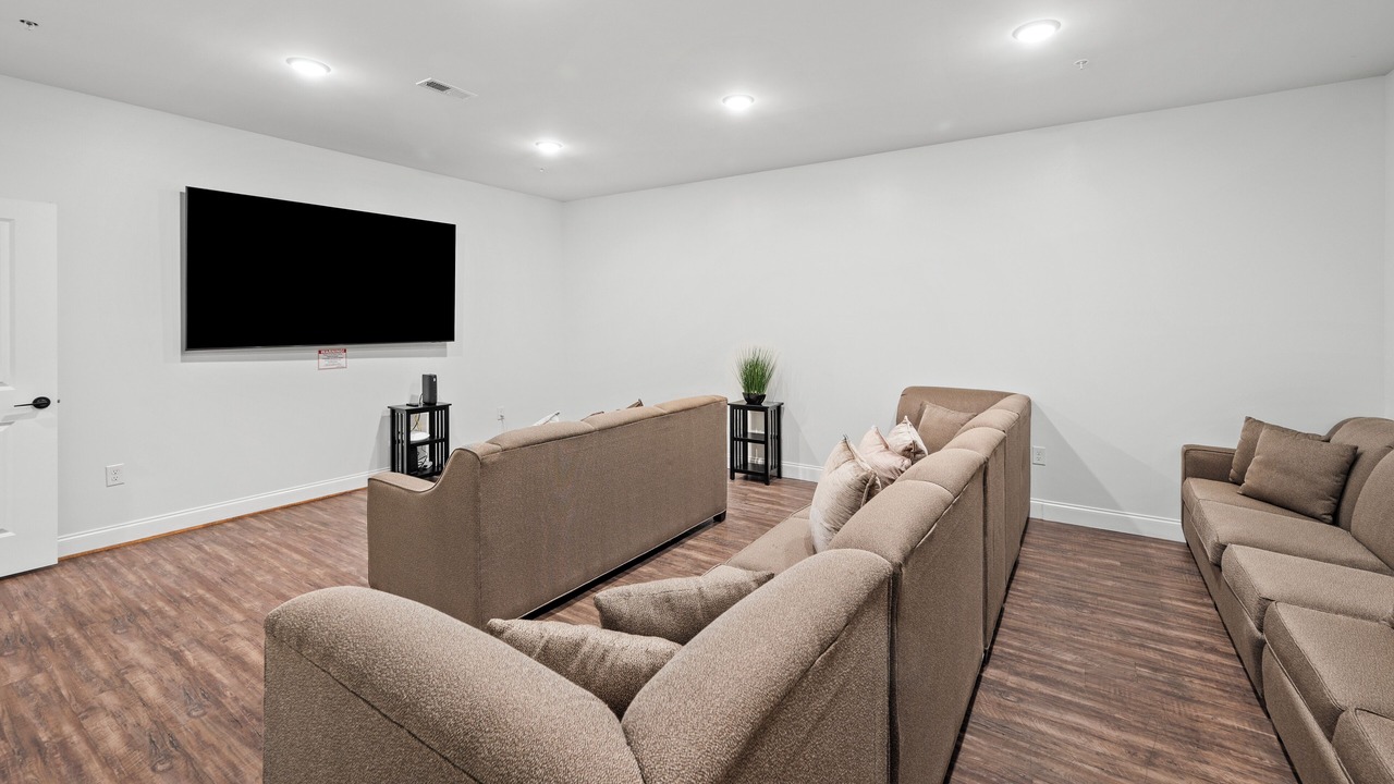 Photo of Livingroom in Ocean Drive