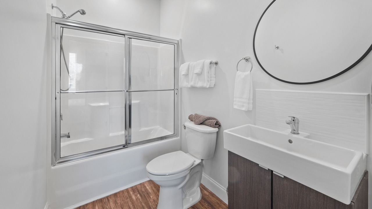 Photo of Bathroom in Ocean Drive