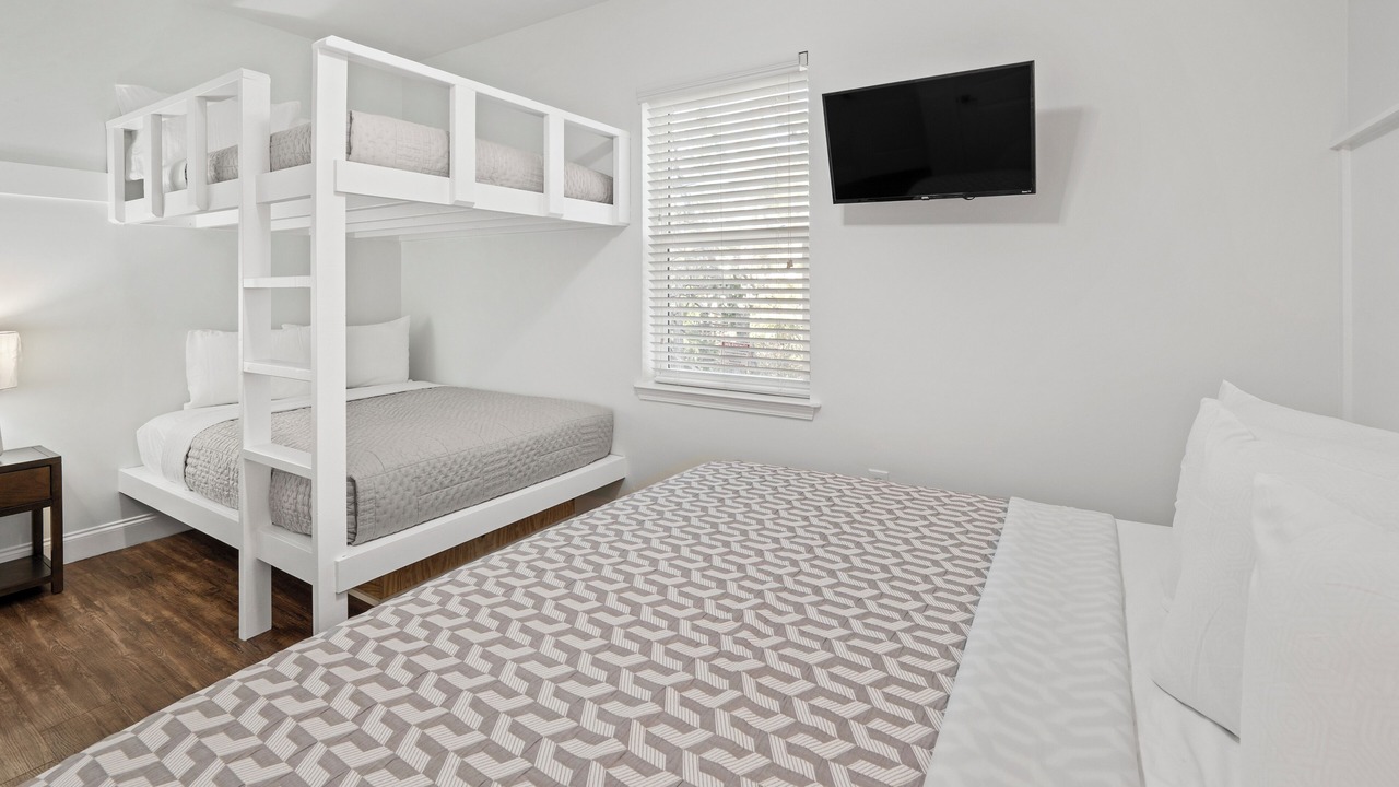 Photo of Bedroom in Ocean Drive