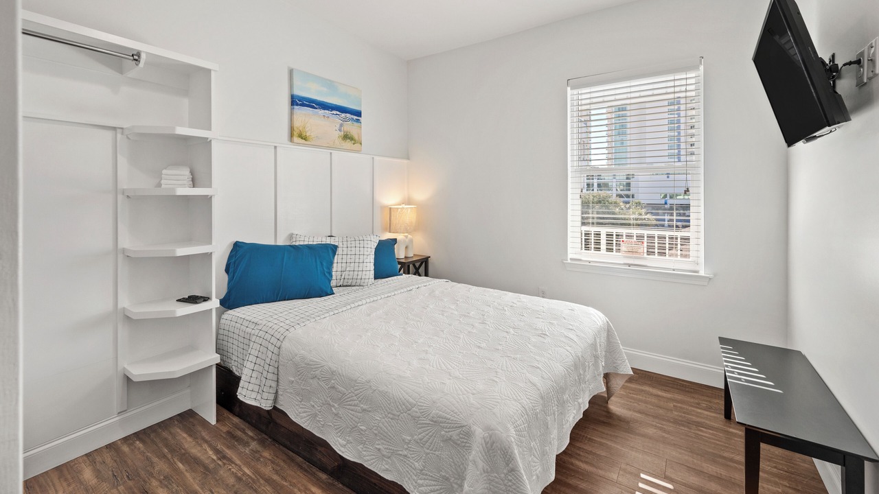 Photo of Bedroom in Ocean Drive