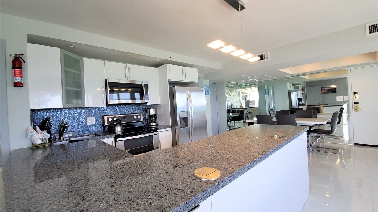 Photo of Kitchen in Mid Beach