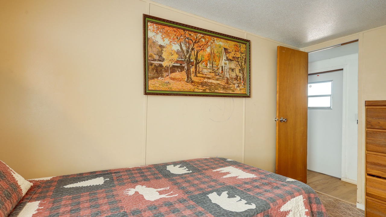 Photo of Bedroom in Santa Rosa