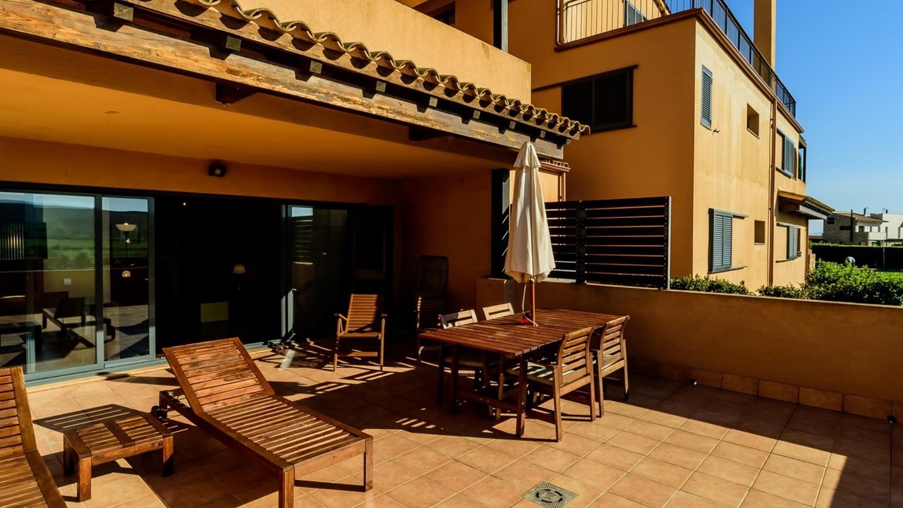 Photo of Outdoor in Albons