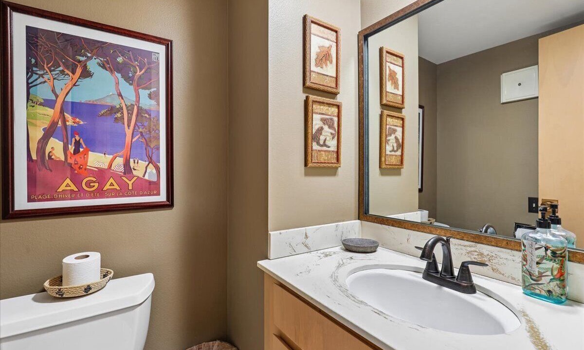 Photo of Bathroom in Tahoe City