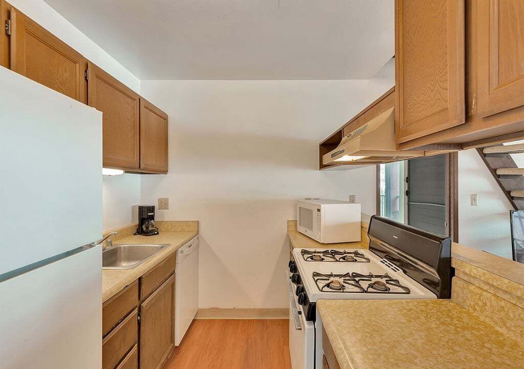 Photo of Kitchen in Kaunakakai