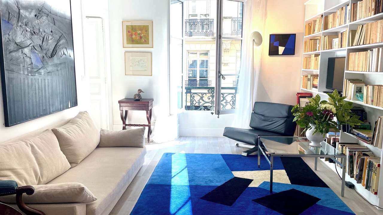 Photo of Livingroom in 7th Arrondissement