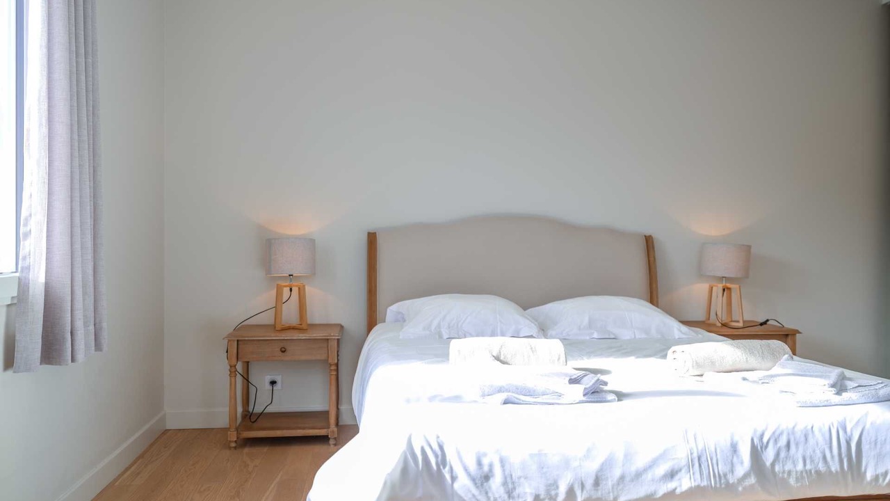 Photo of Bedroom in Castelnau-de-Montmiral