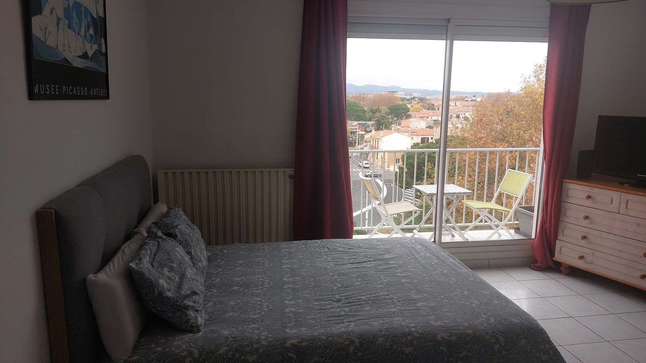 Photo of Bedroom in Bas-Vernet