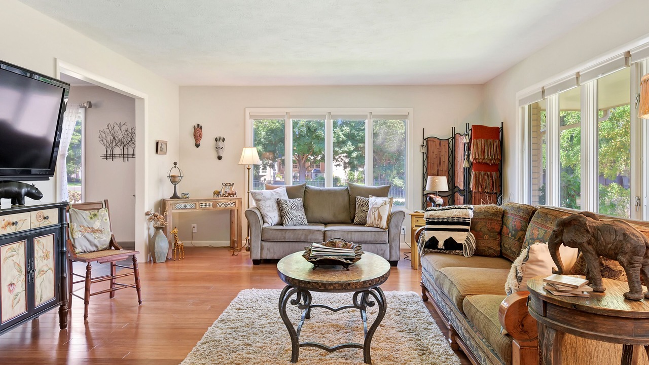 Photo of Livingroom in Winstead Park