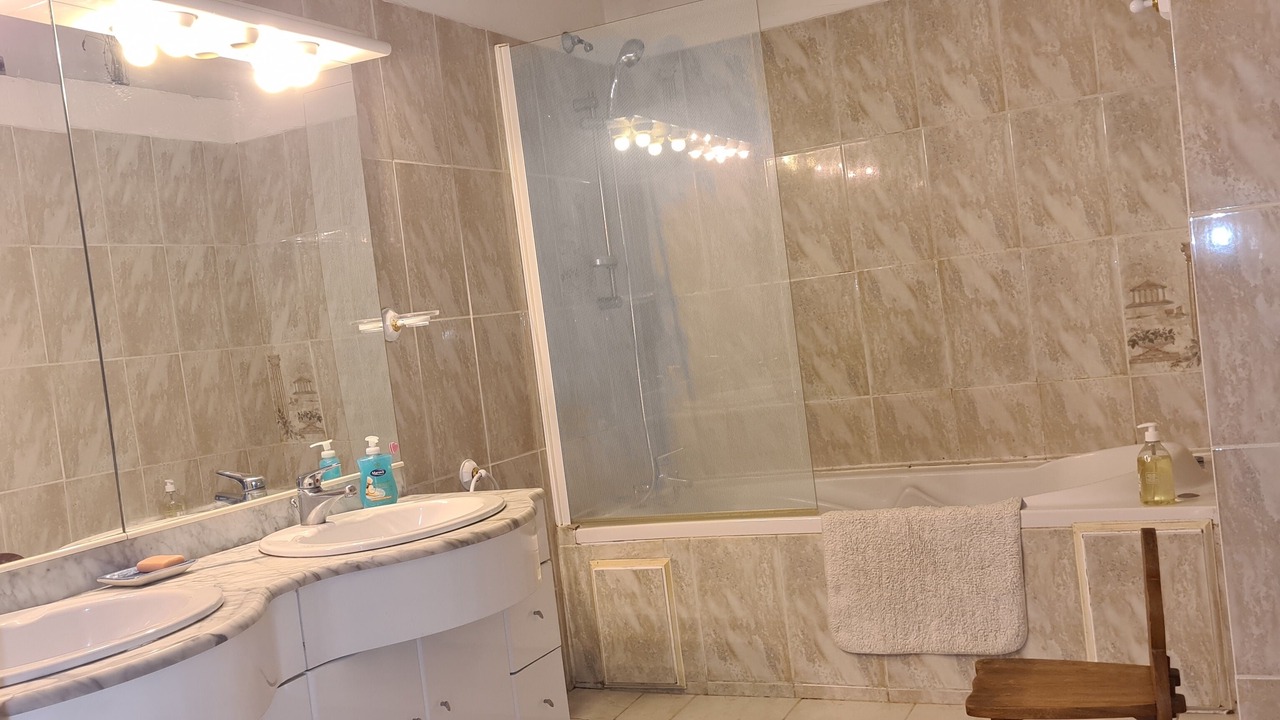 Photo of Bathroom in Bas-Vernet