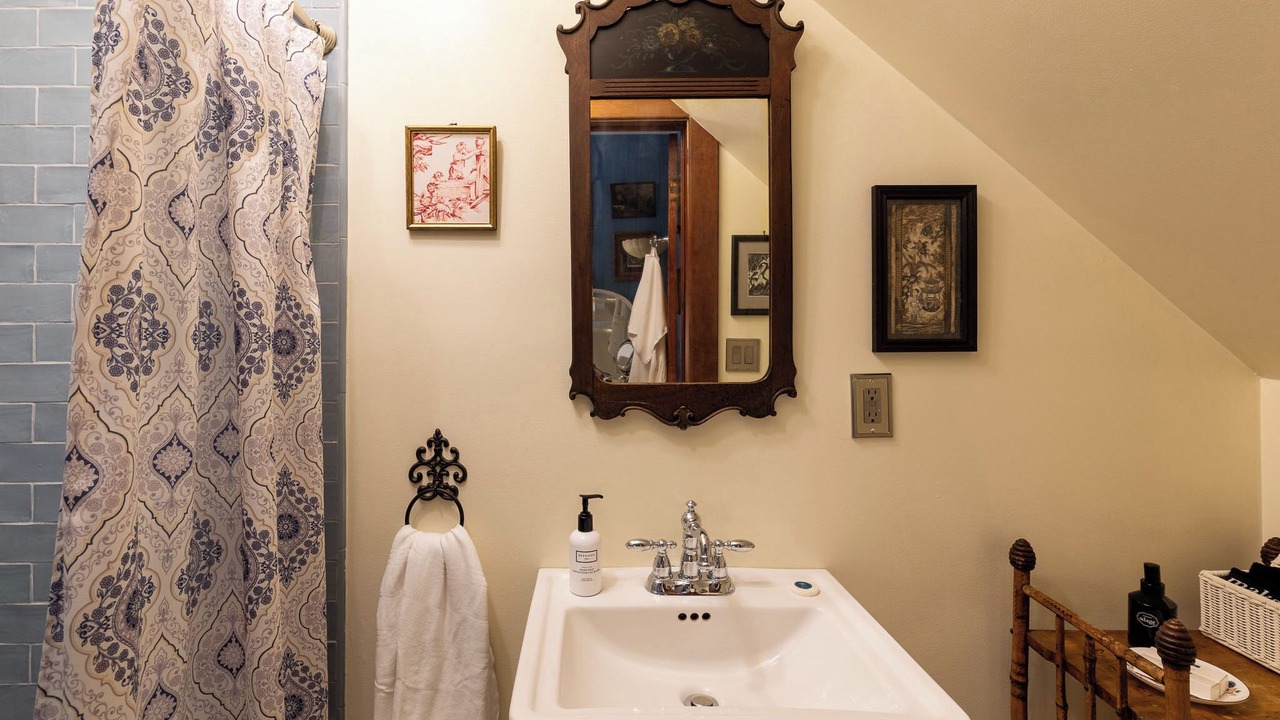 Photo of Bathroom in Hudson