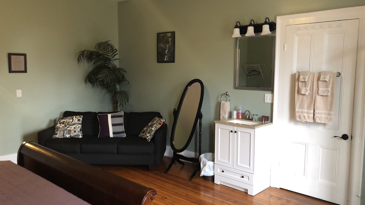 Photo of Livingroom in Montour Falls