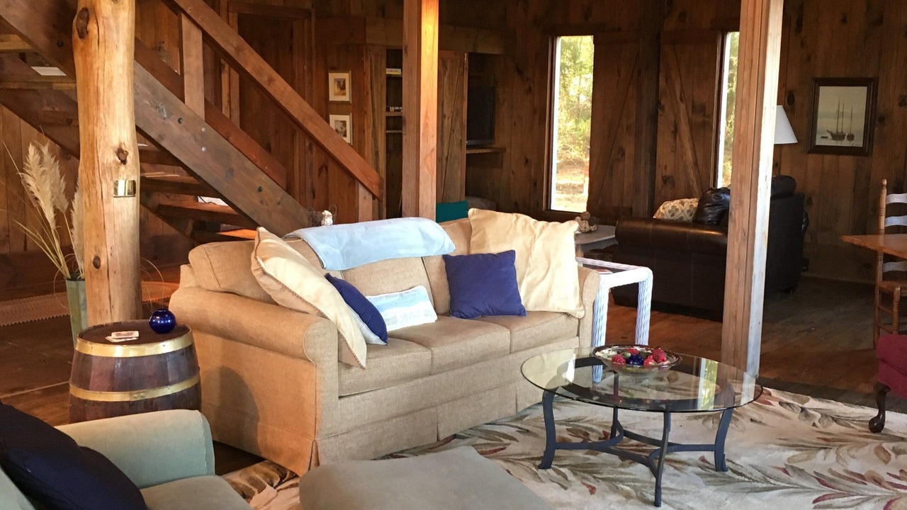 Photo of Livingroom in Litchfield by the Sea
