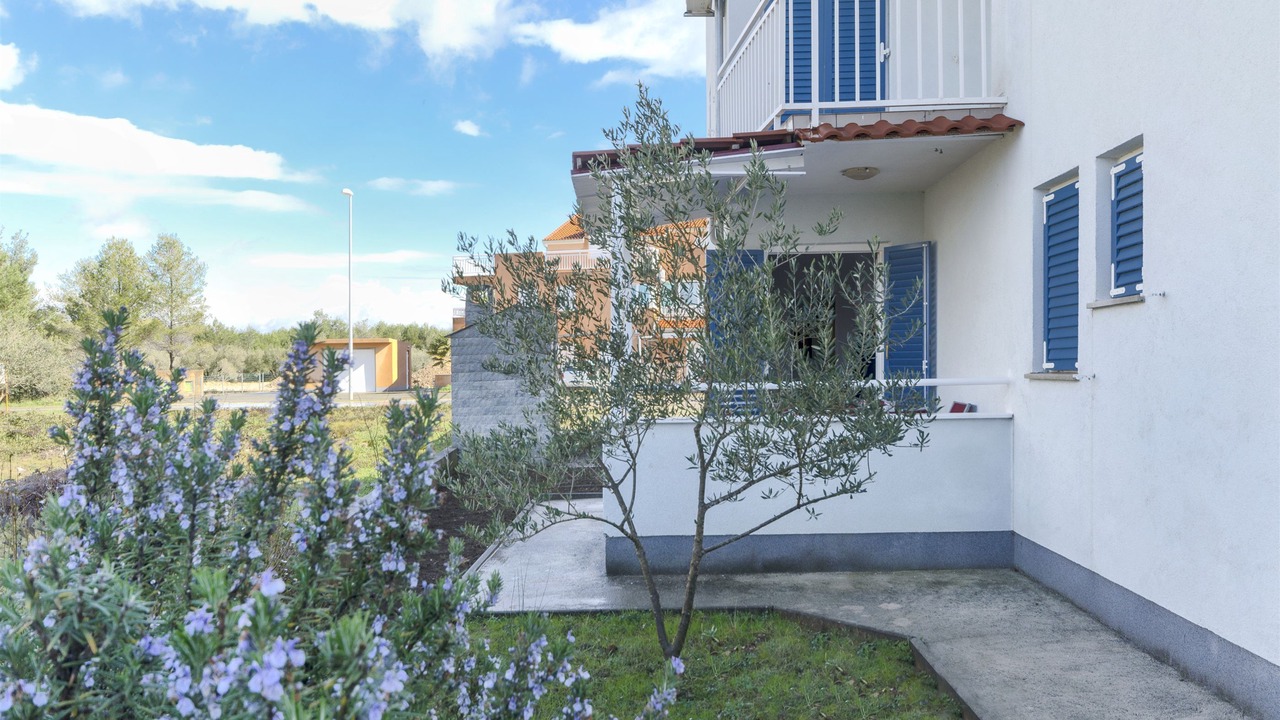 Photo of Outdoor in Srima