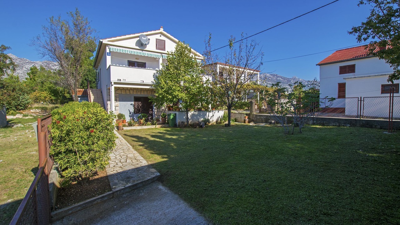 Photo of Outdoor in Seline