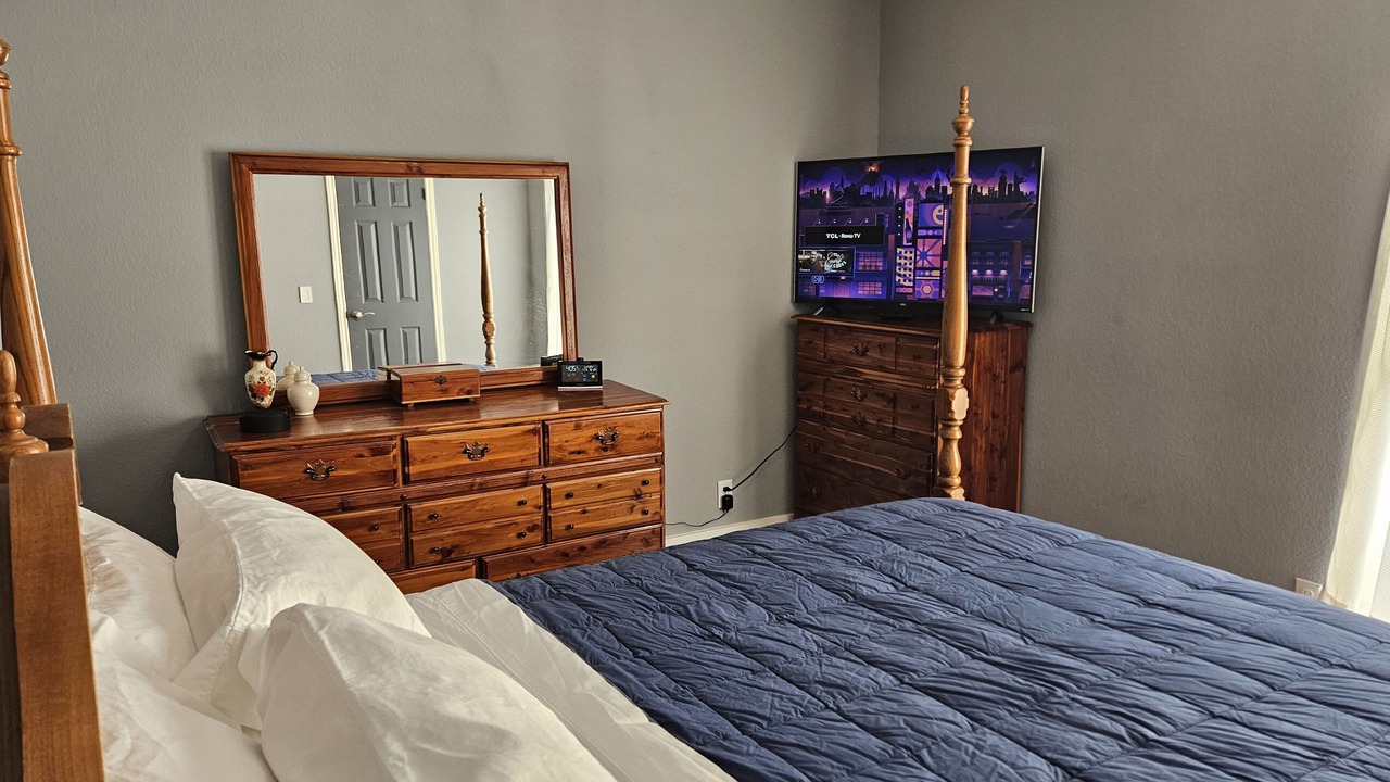 Photo of Bedroom in Springbrook