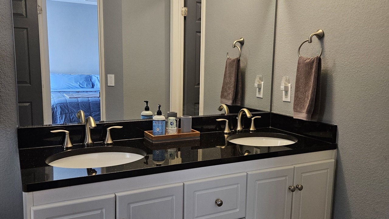 Photo of Bathroom in Springbrook