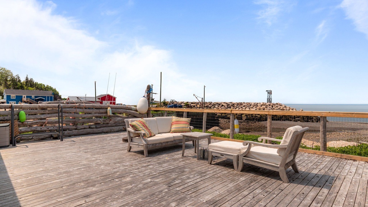 Photo of Patio Balcony in Harbourville