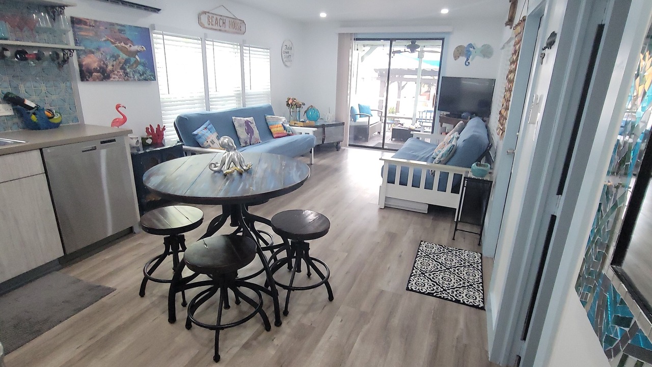 Photo of Livingroom in Sexton Cove Estates