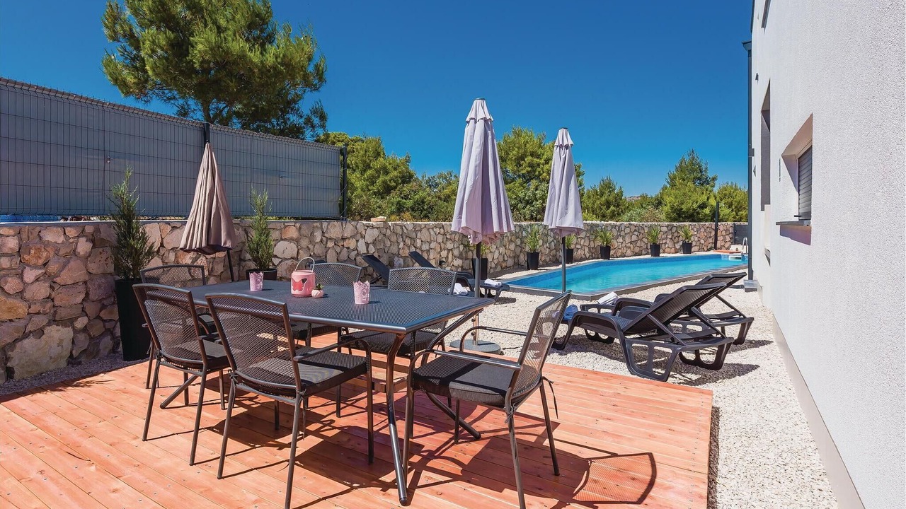 Photo of Outdoor in Brodarica