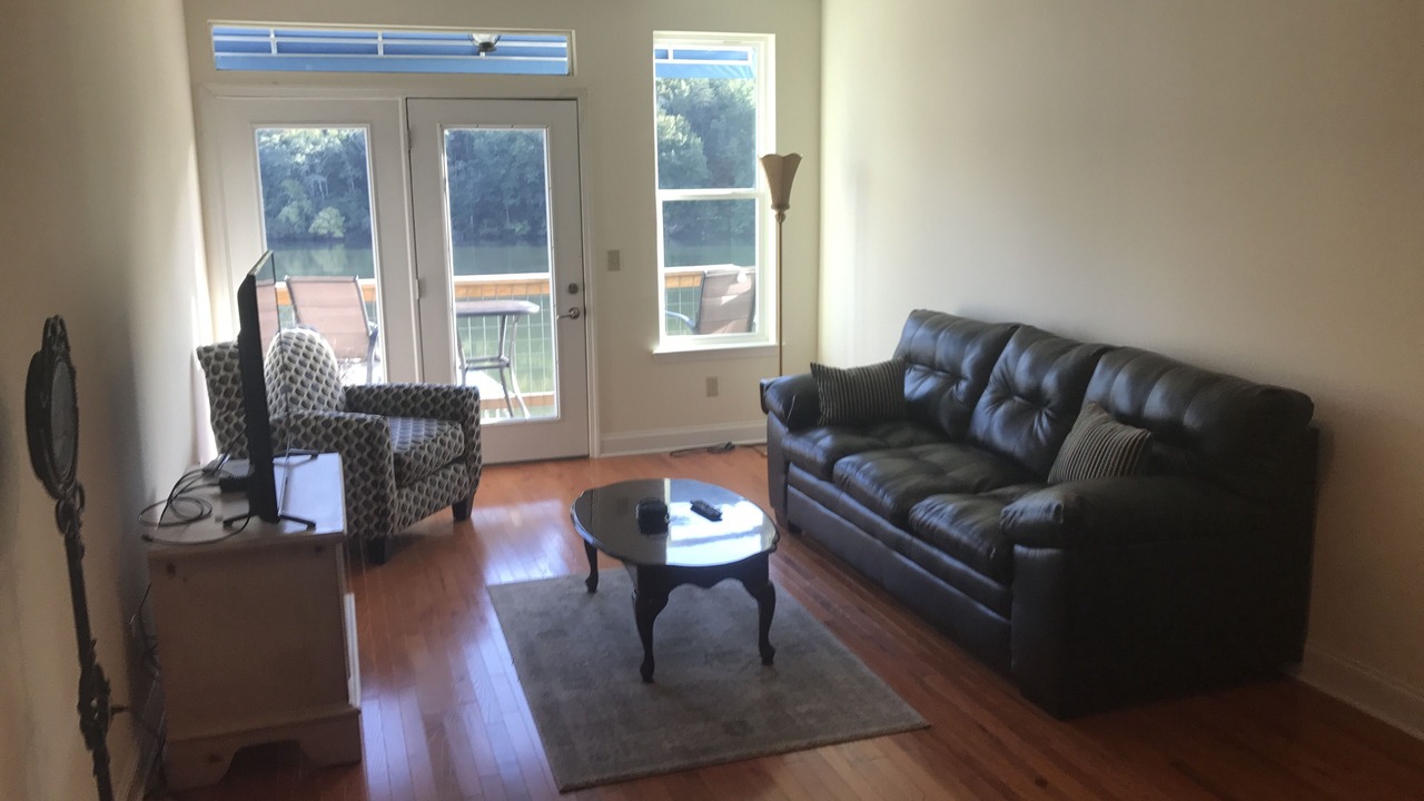 Photo of Livingroom in Chattanooga