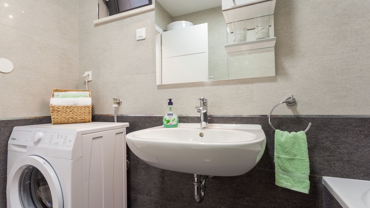 Photo of Bathroom in Montovjerna