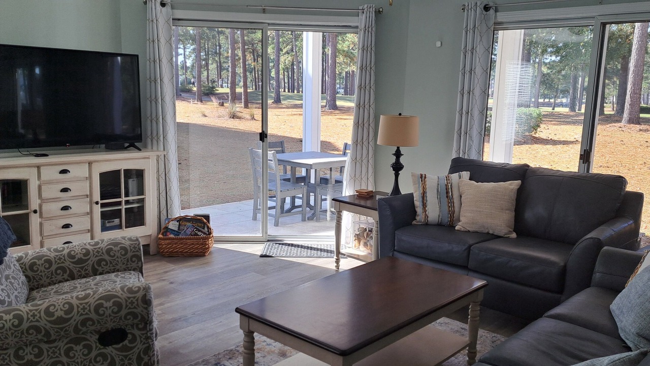 Photo of Livingroom in Calabash