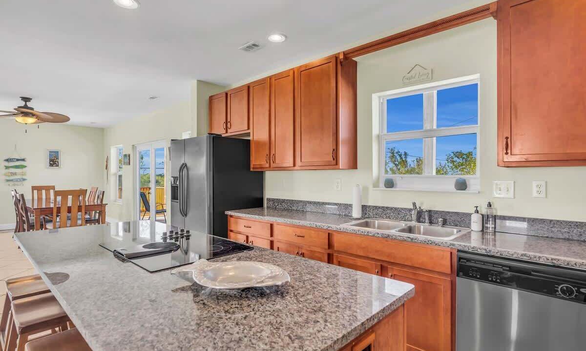 Photo of Kitchen in Marathon