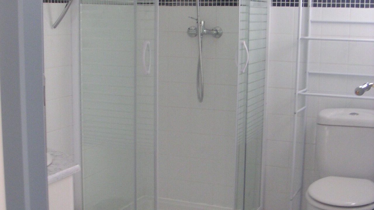 Photo of Bathroom in Banne