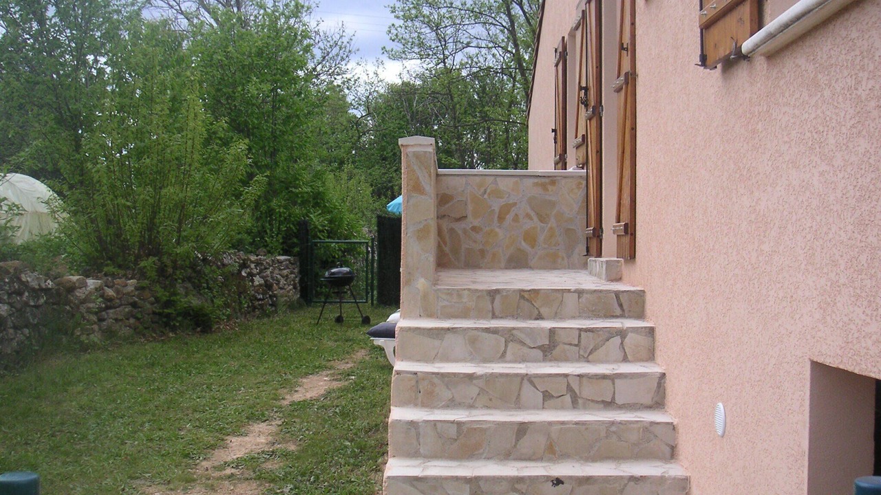 Photo of Outdoor in Banne