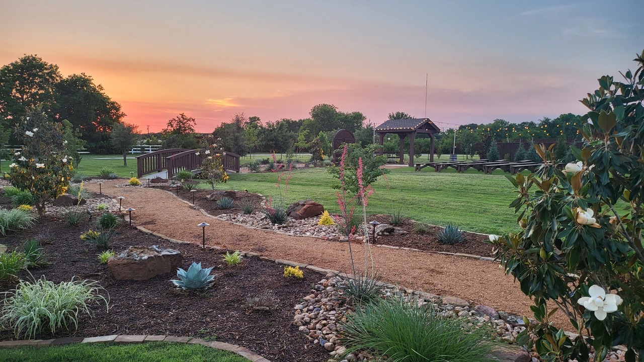 Photo of Outdoor in Melissa