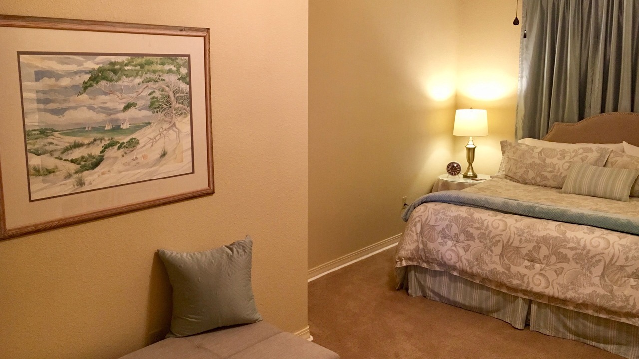 Photo of Bedroom in Hollister