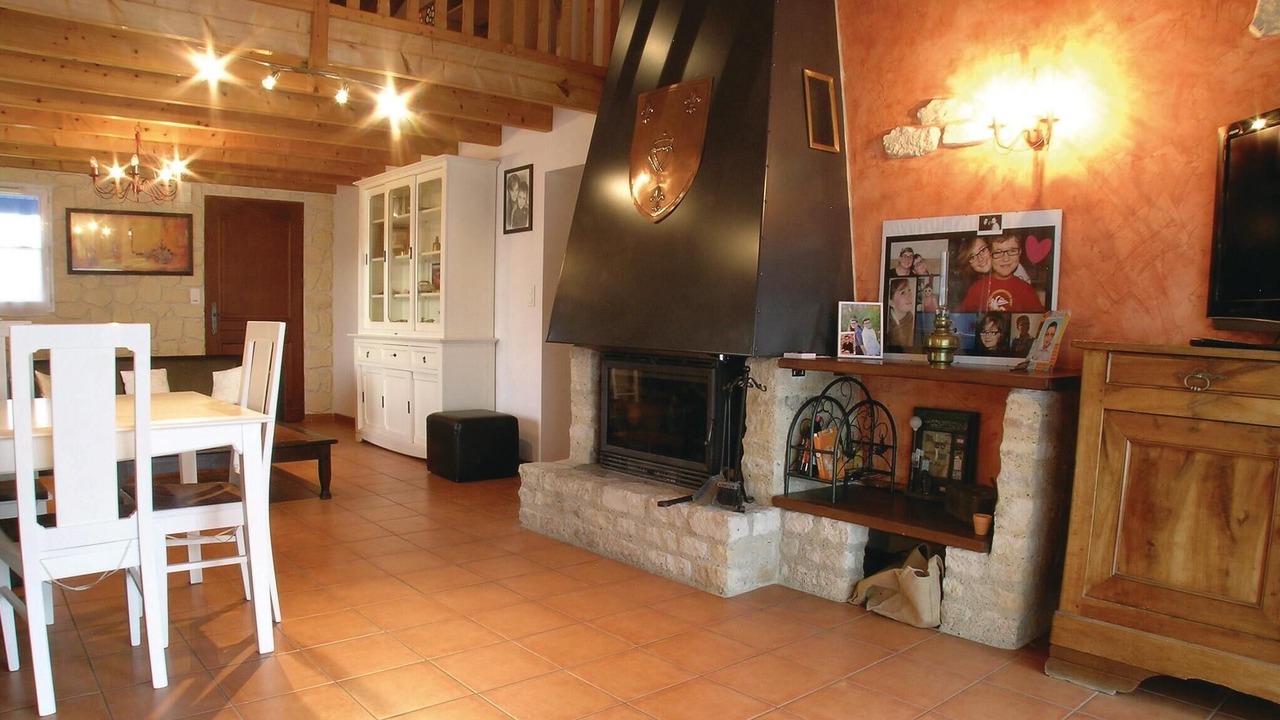 Photo of Bedroom in Saint-Maixent-sur-Vie