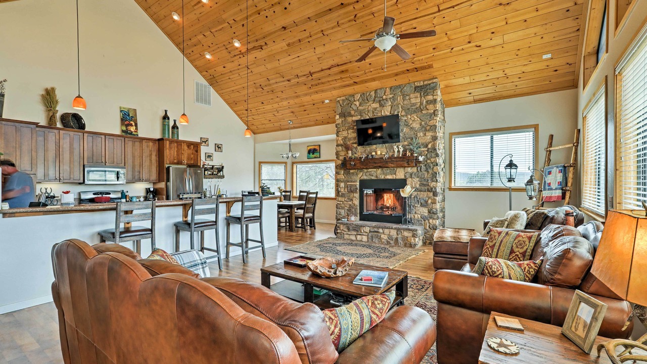 Photo of Livingroom in Show Low