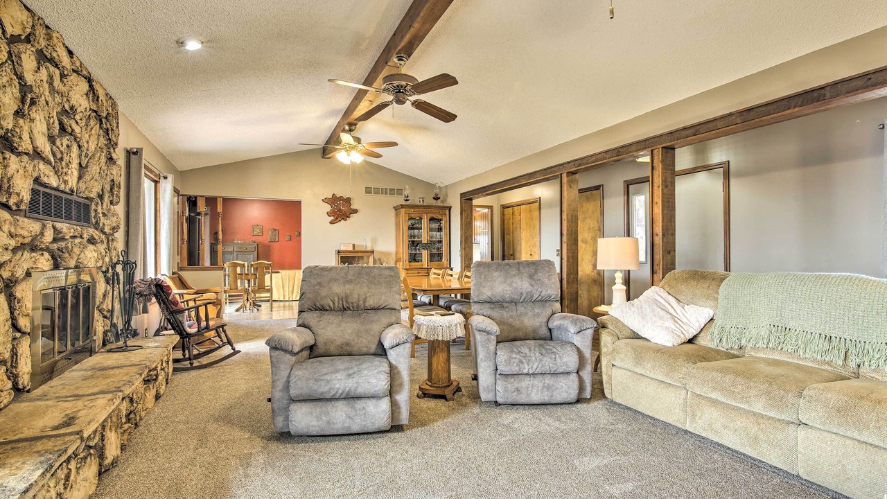 Photo of Livingroom in Milford