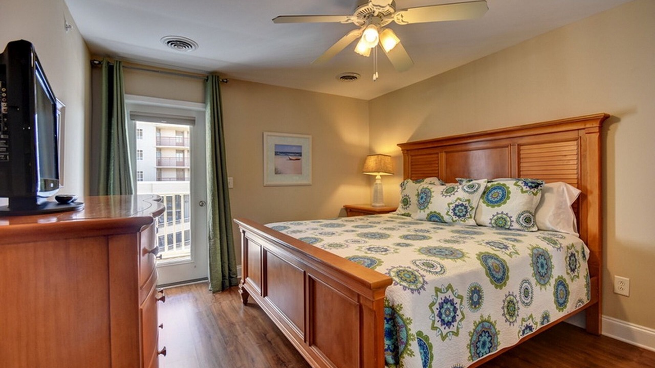 Photo of Bedroom in Crescent Beach