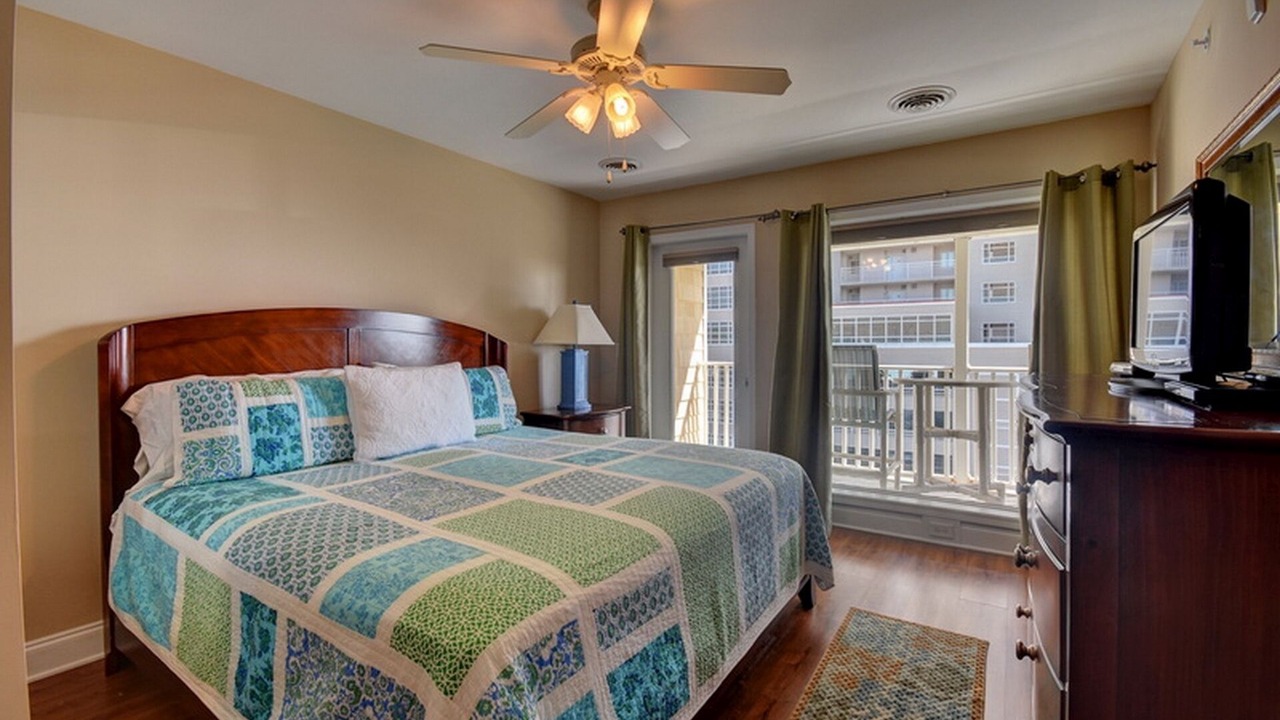 Photo of Bedroom in Crescent Beach