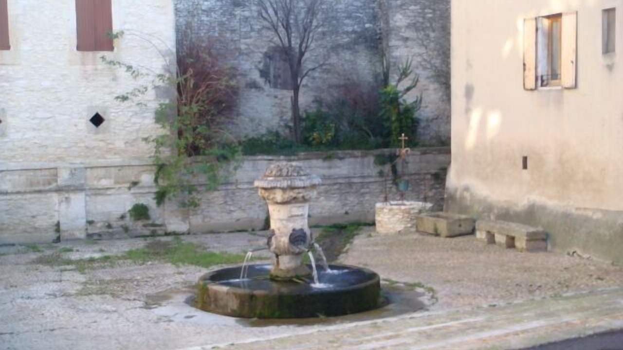 Photo of Outdoor in Tavel