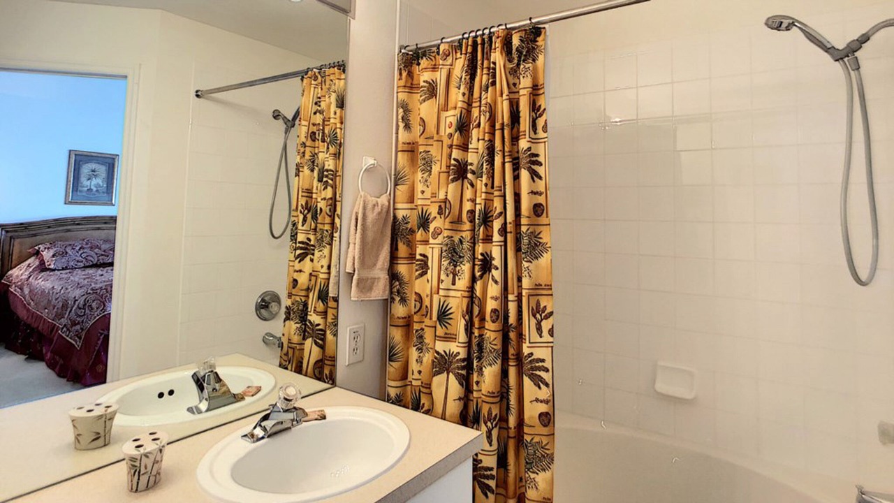 Photo of Bathroom in Windsor Palms