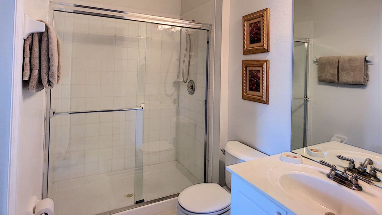 Photo of Bathroom in Windsor Palms