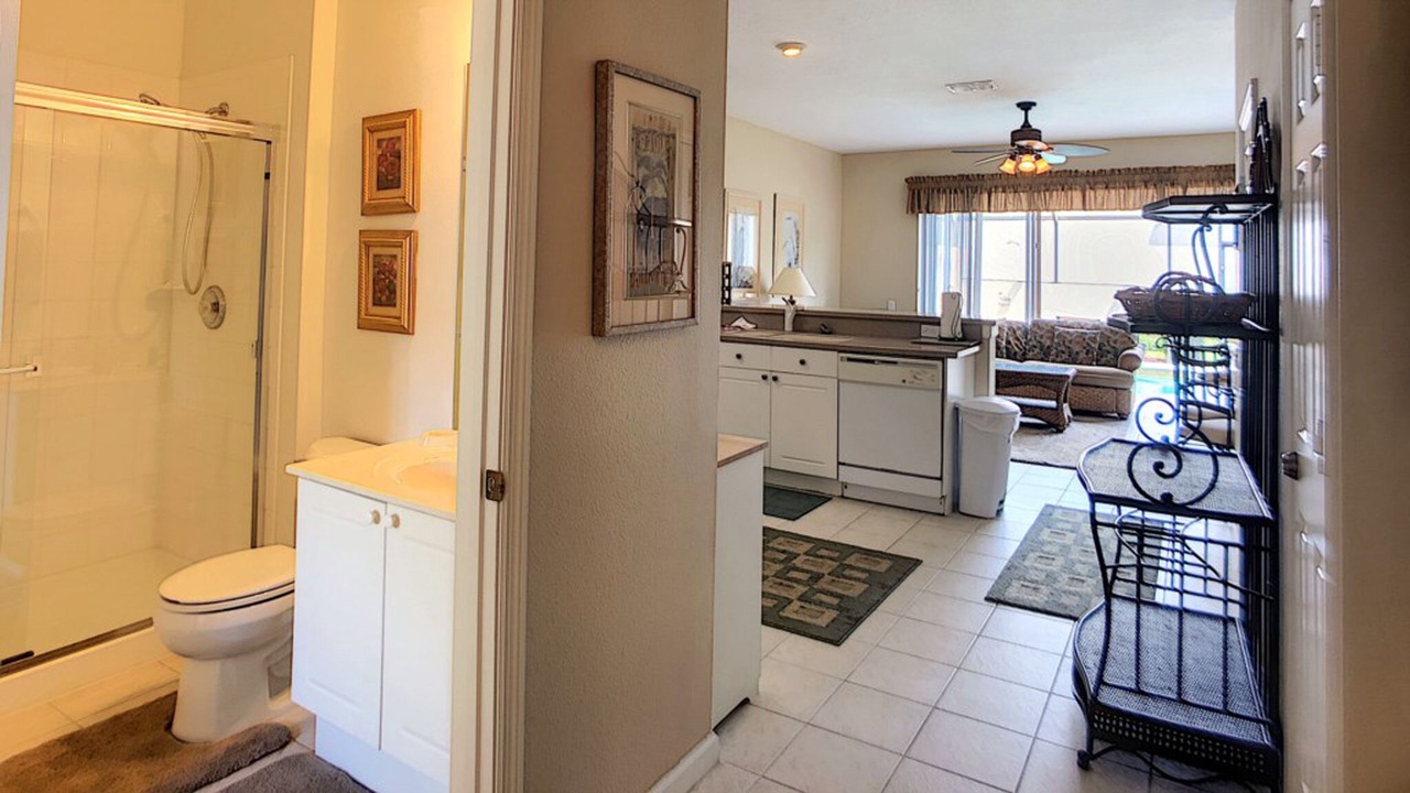 Photo of Bathroom in Windsor Palms
